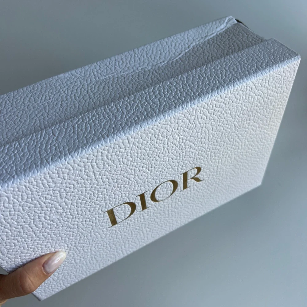 Dior Beige Woven Shoulder Bag with Acrylic Chain - Picture 16 of 16